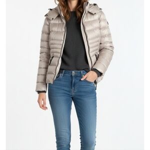 Andrew Marc puffer down coat size medium